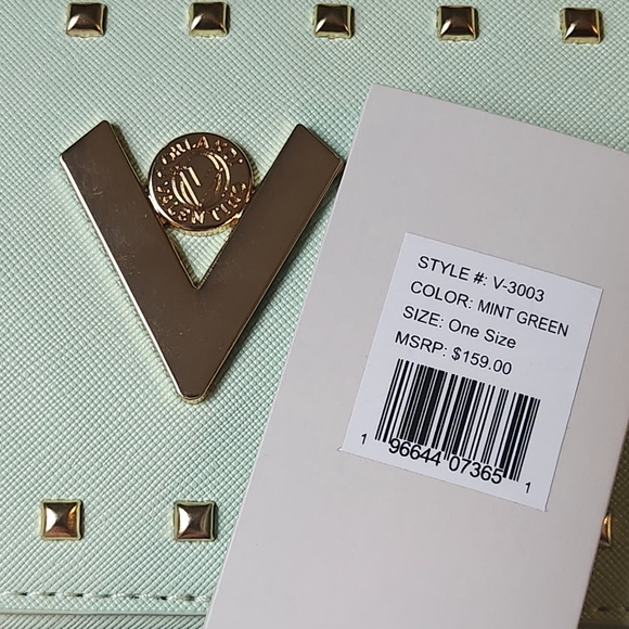 Valentino Orlandi Mint green double zip camera bag $159 MSRP NWT 🎉Host Pick🎉 - Picture 12 of 12